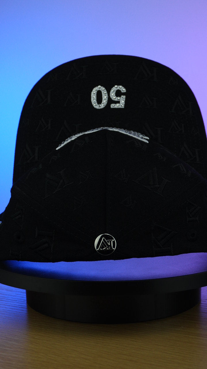 Gorra KV Monograma — Drop 01. Full exclusiva