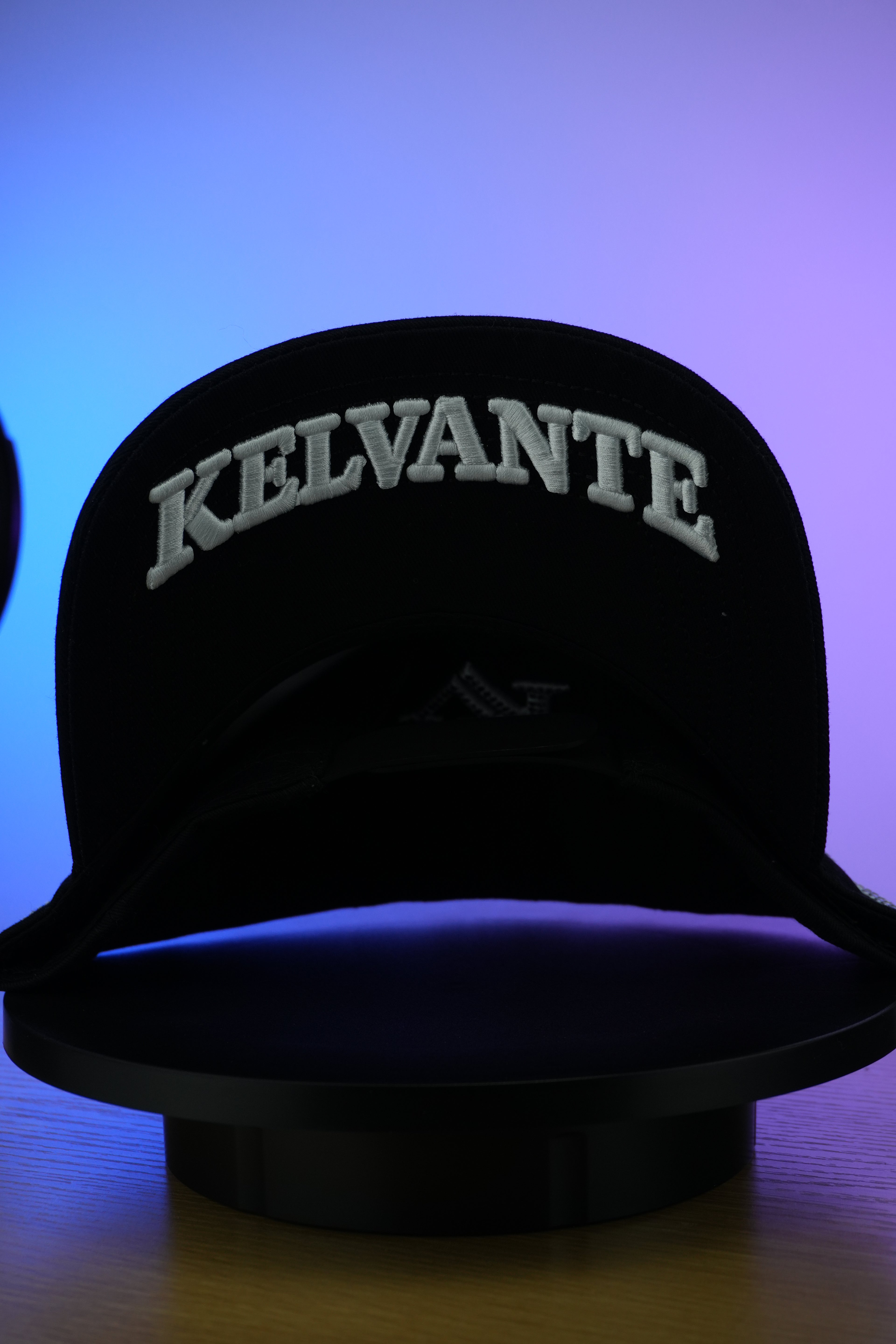 Gorra KELVANTE — Drop 01